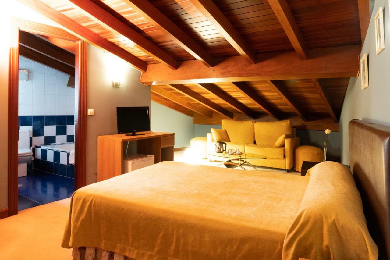 Gran Hotel Rural Cela Belmonte De Miranda Luaran gambar