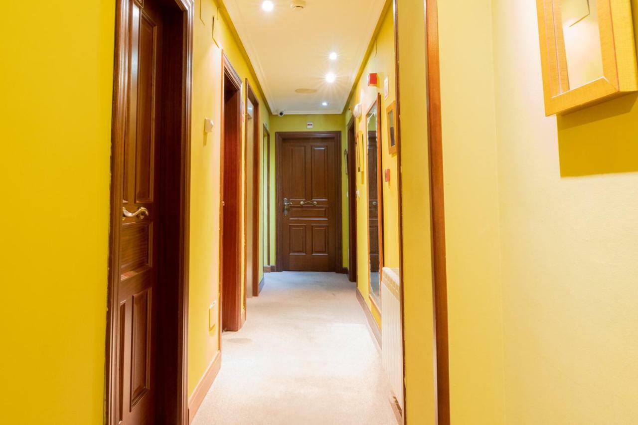 Gran Hotel Rural Cela Belmonte De Miranda Luaran gambar