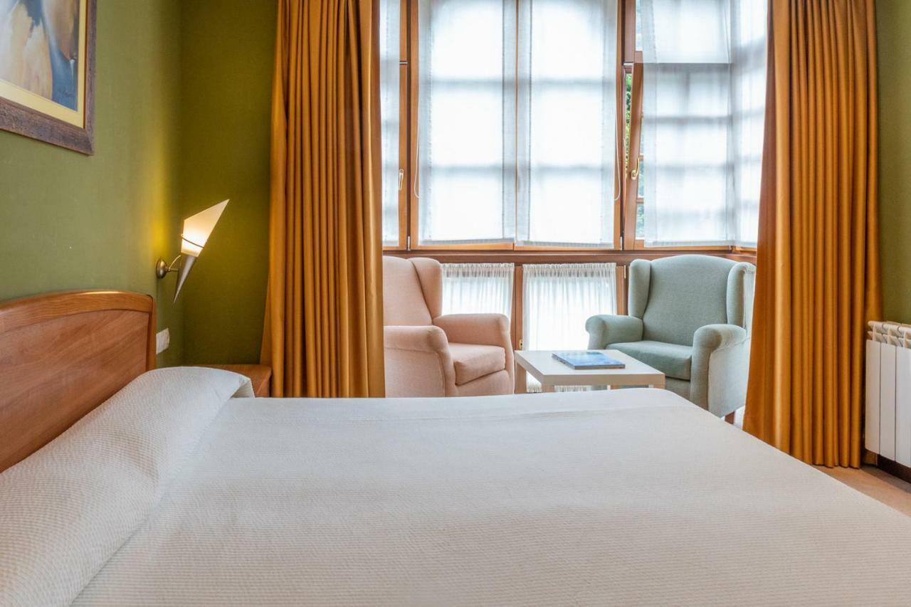 Gran Hotel Rural Cela Belmonte De Miranda Luaran gambar
